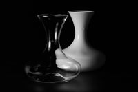 A new product born from the collaboration with Tetsu Kasuya and SIBARIST — the TOS Aroma Carafe designed by SIBARIST
