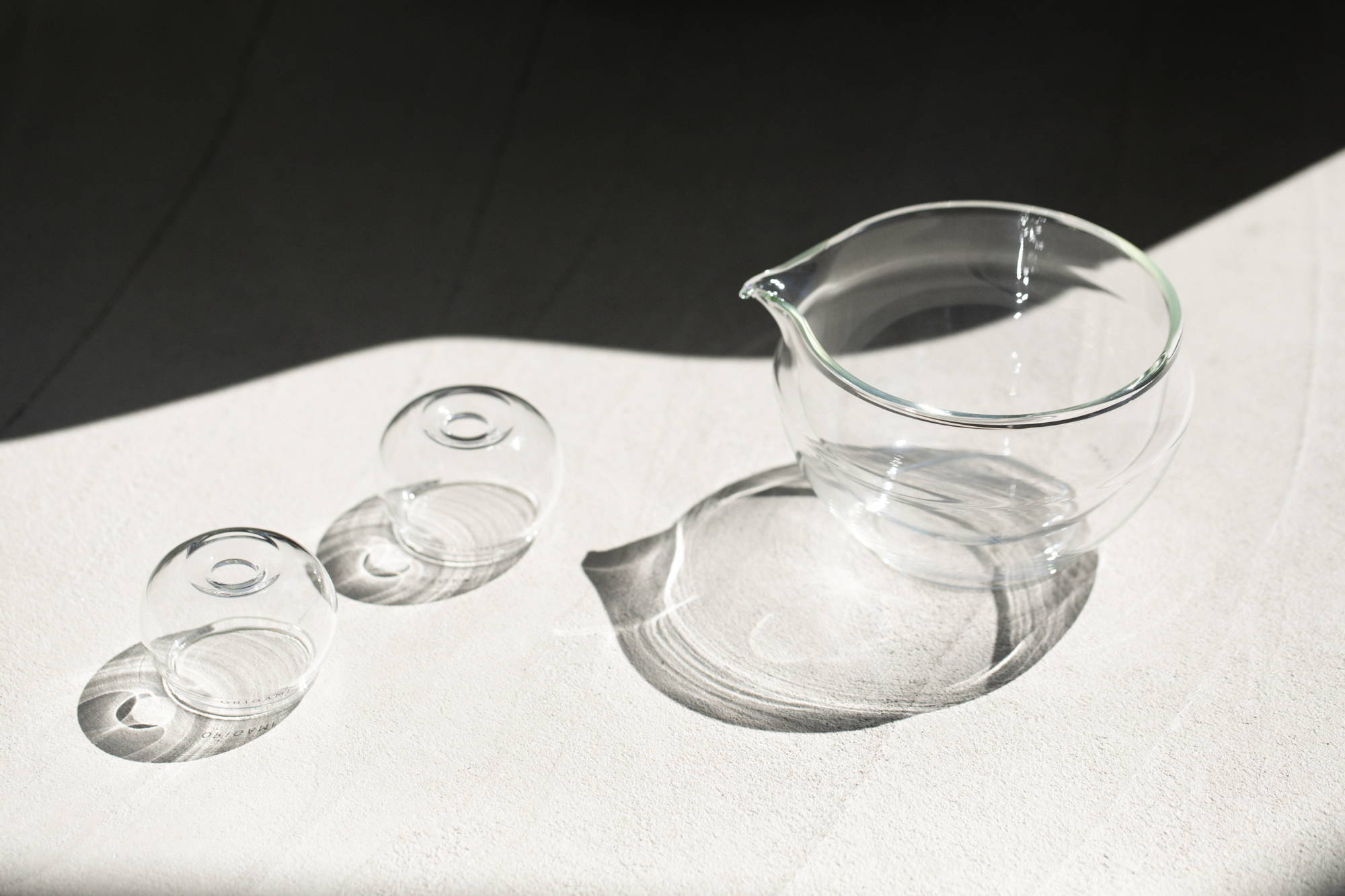 抹茶は、点てる瞬間から美しい。