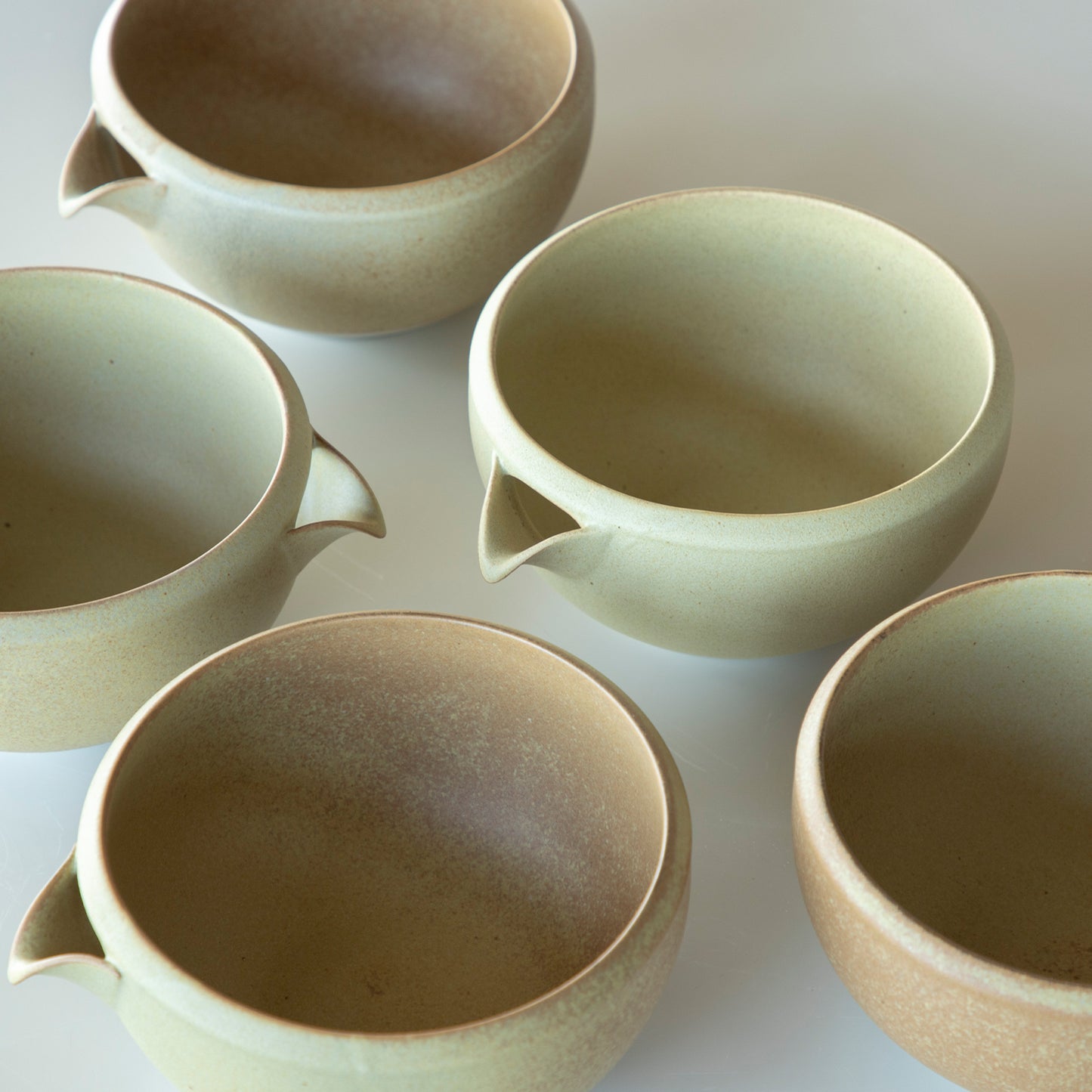 Katakuchi Matcha Bowl Pour